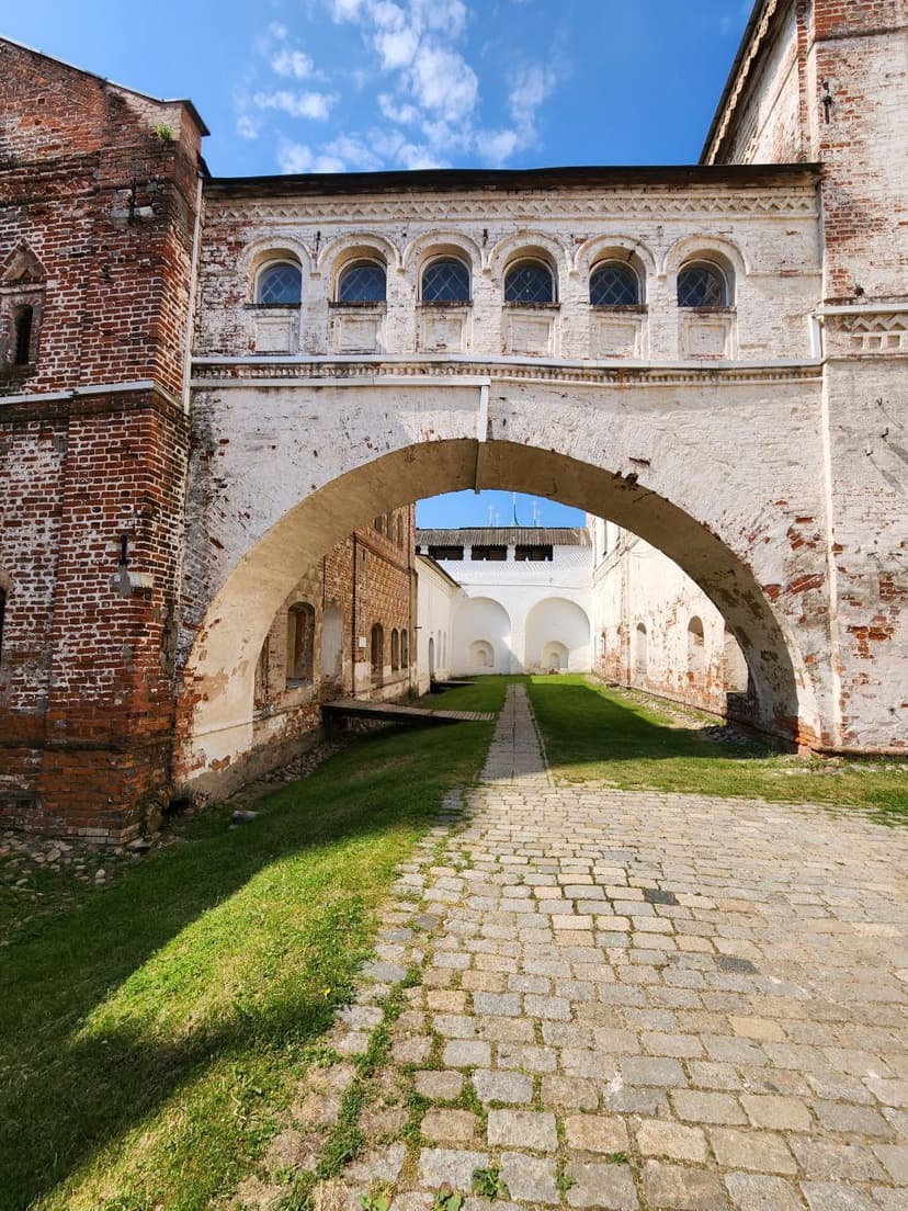 post-cb87efcb9beb2ff7aefeb948c-1