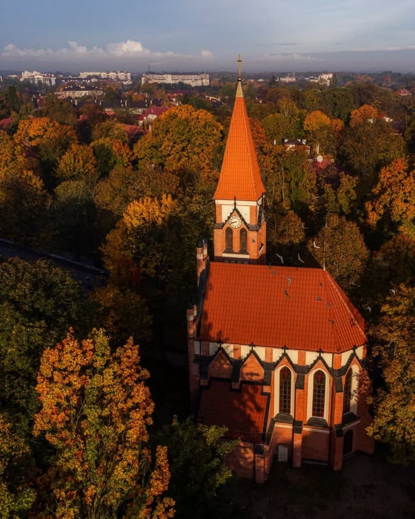 post-ce7bf196fd38625deb145d664-0