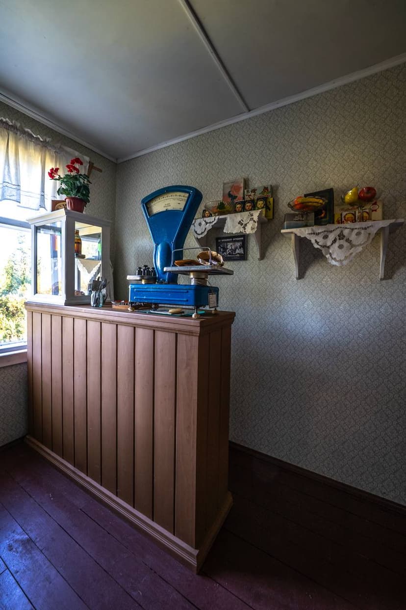 post-c0c02bd3ec6aebafe63a6dfe3-2