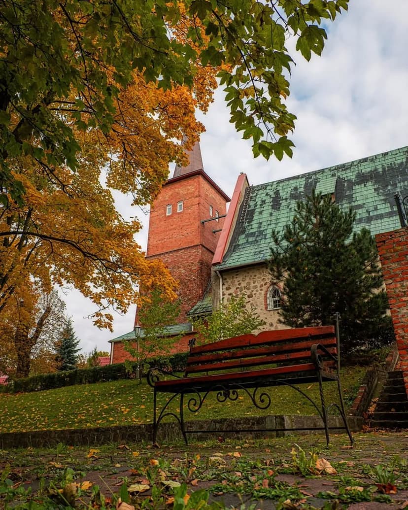 post-caea0aacf60d25d85bcb23382-4