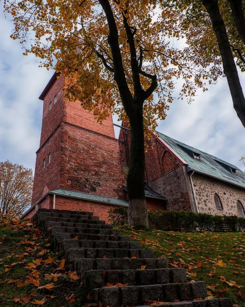 post-caea0aacf60d25d85bcb23382-0