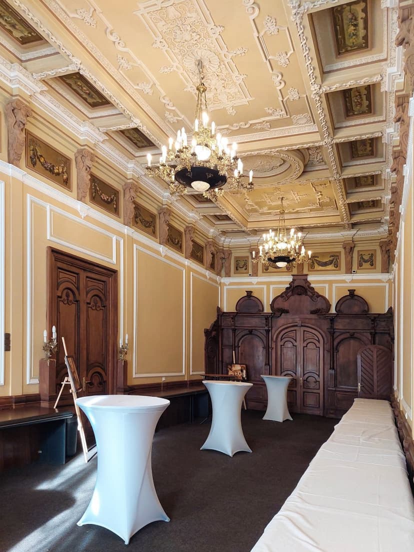 post-cb1baa191e04fbaa6a140267d-4