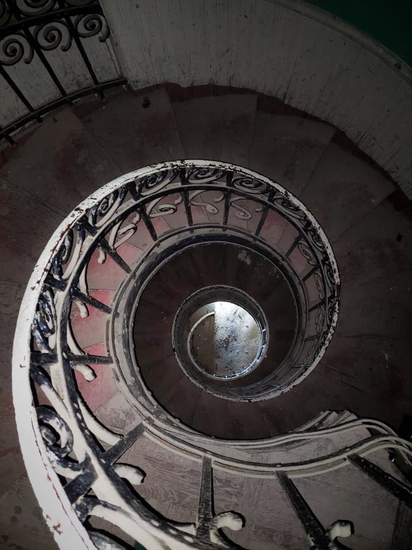 post-c541a019a68f828f92b9bf00f-5