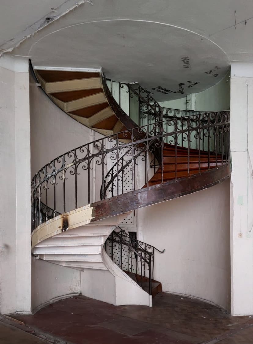 post-c541a019a68f828f92b9bf00f-3