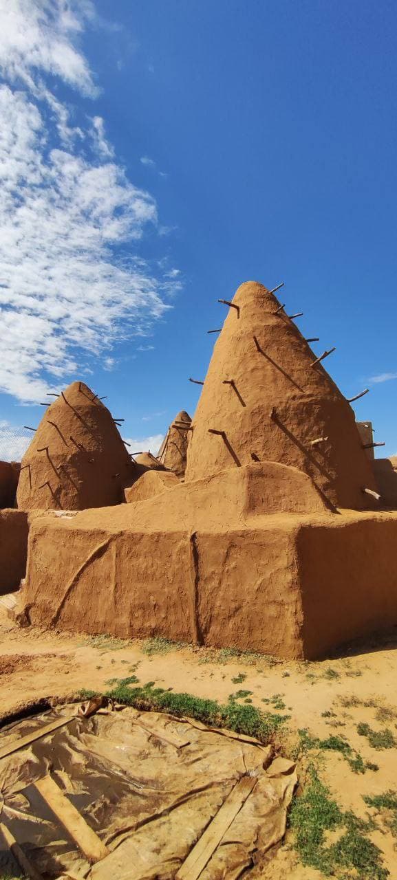 post-c2c34966c4ab7b98fd8b3c56e-0